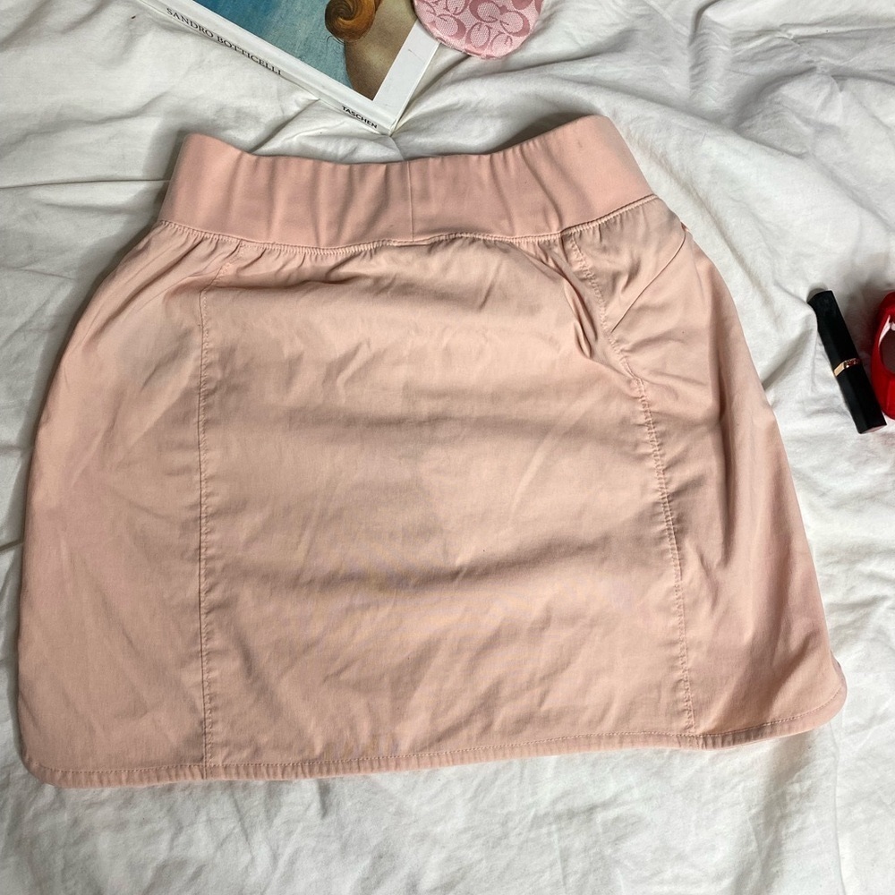 The North Face athletic  yoga paddle Women's mini Pink Skirt - Picture 3 of 7
